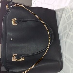 The Sedona handbag from Davis and Townie